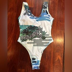 HOT! 🔥 NastyGal sexy & cheeky 1-piece swimsuit. Size 6. NWT.